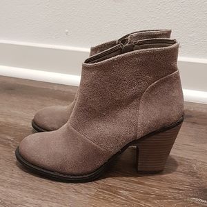 Jessica Simpson booties